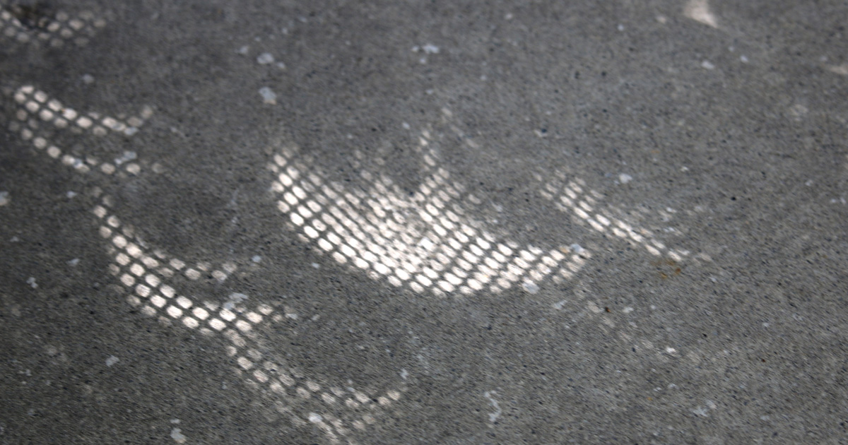 Patterns on the ground during the eclipse of 2017